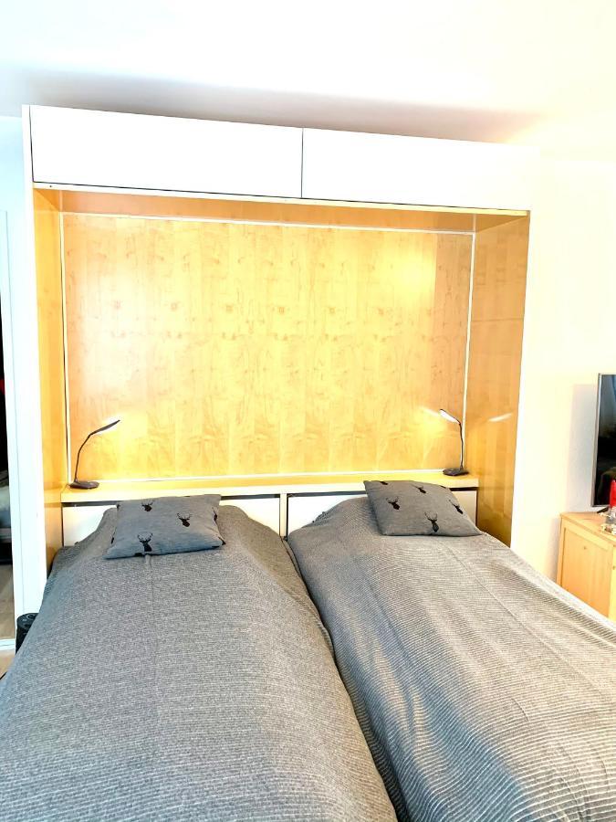 Fewo Bolgen: Central Jakobshorn Apartment with Ski Amenities Davos Exterior photo